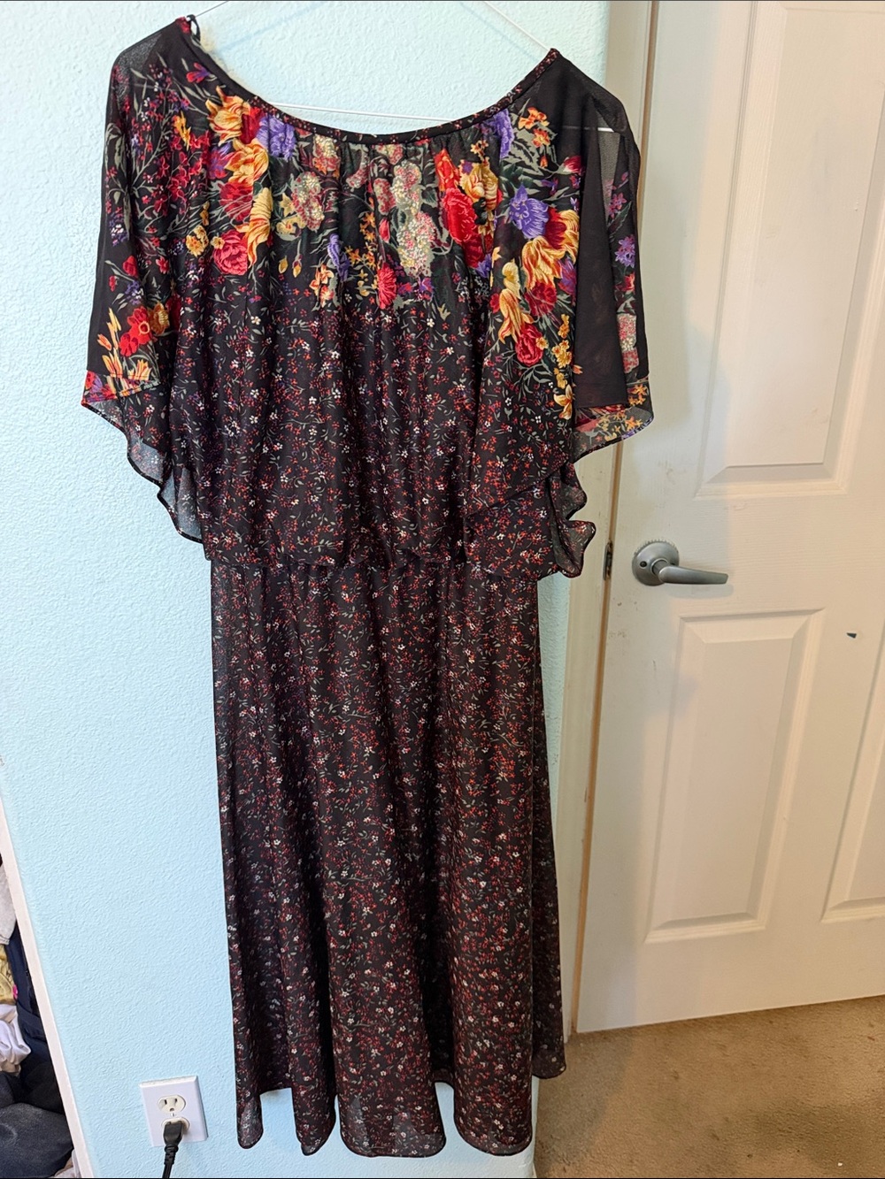 Union Made Vintage Blouson Floral Dress - Black with Multicolor Floral Print